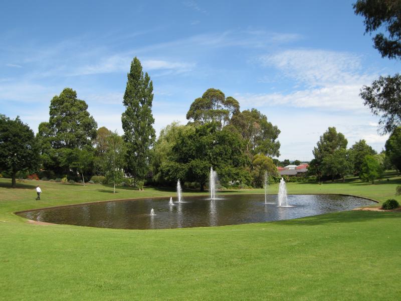 Warragul photos - Travel Victoria: accommodation & visitor guide